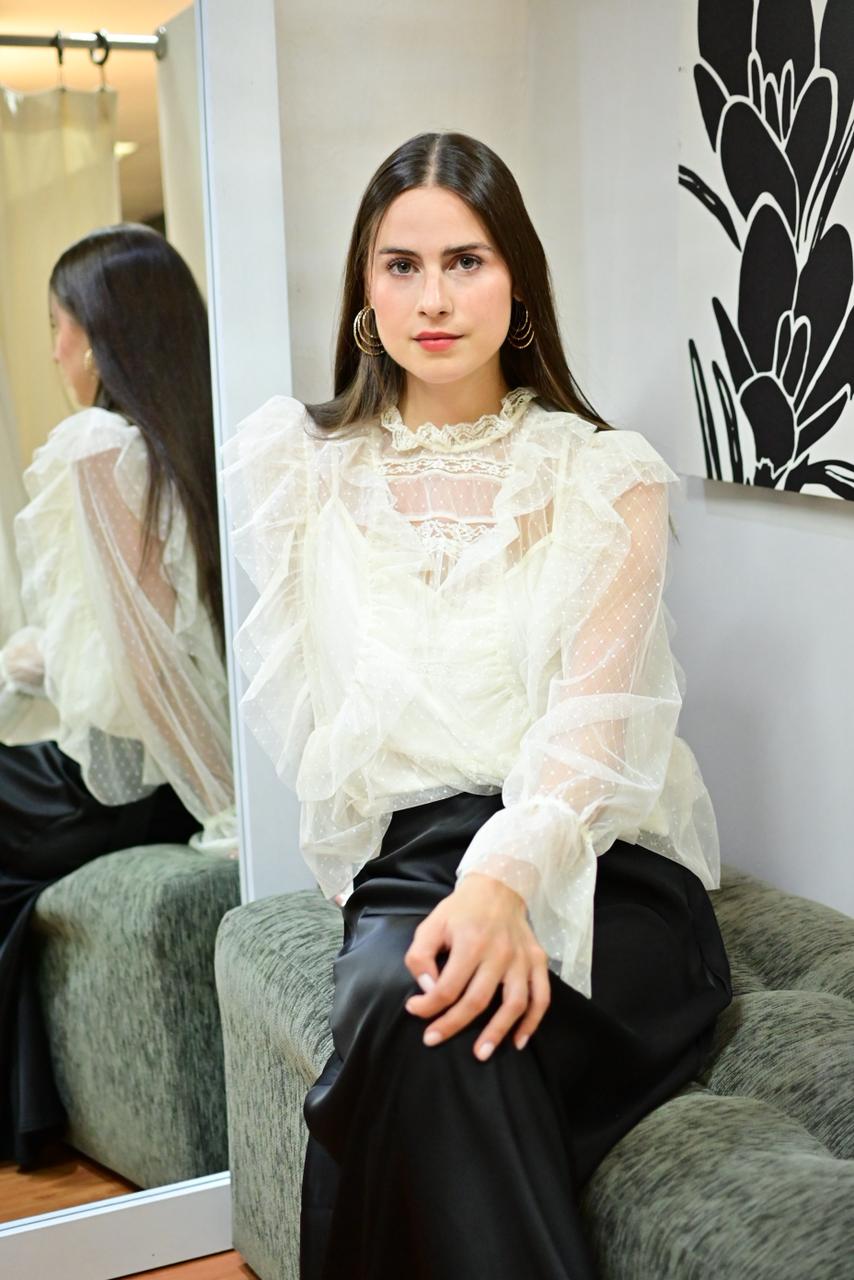 Selected Variant Image