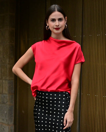 Blusa satinada roja